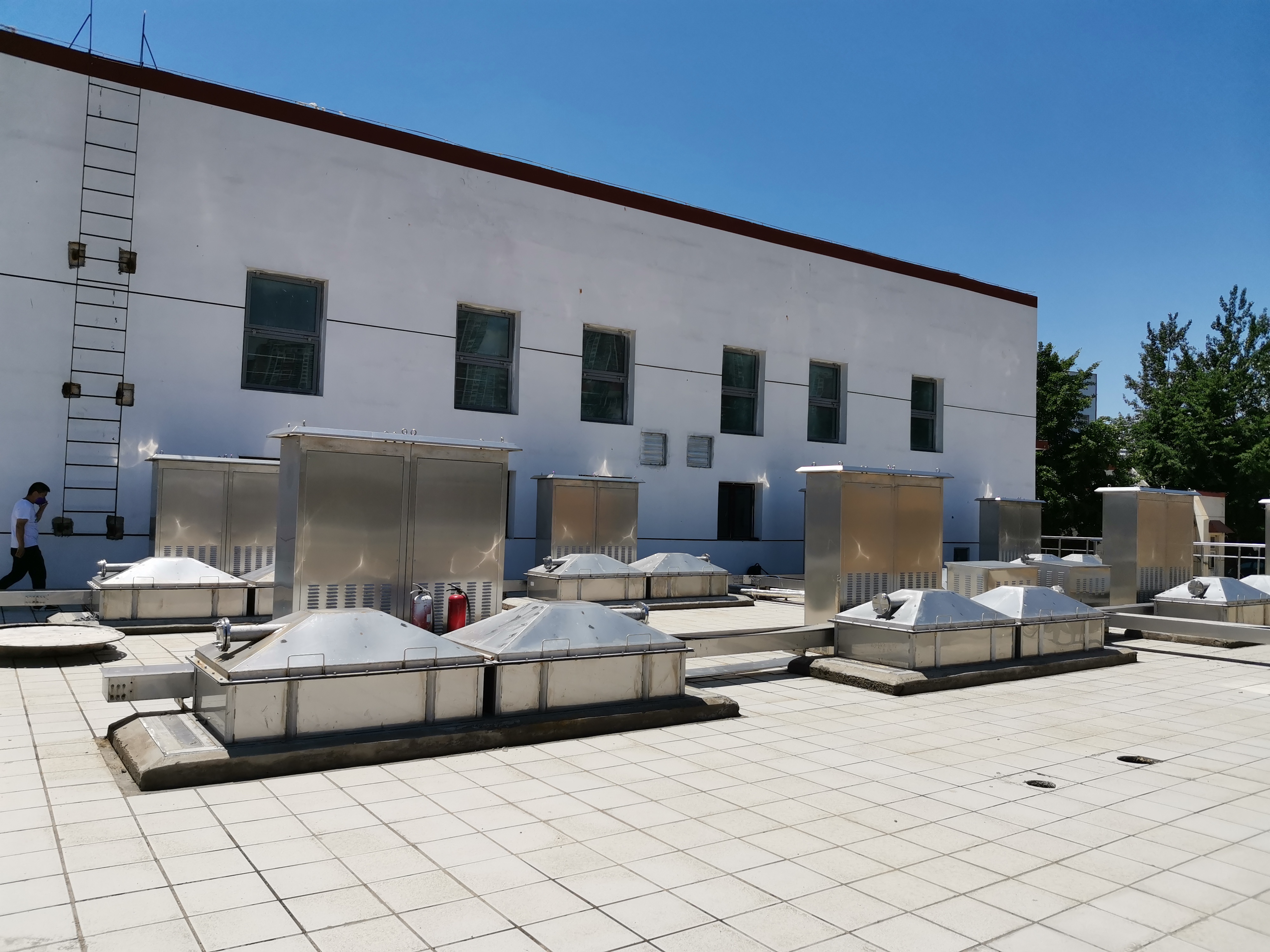 紫外高級(jí)氧化1.jpg 紫外高級(jí)氧化1.jpg